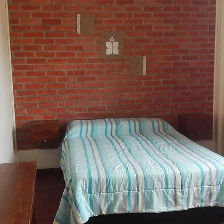 Piedra Blanca Backpackers Hostel-3